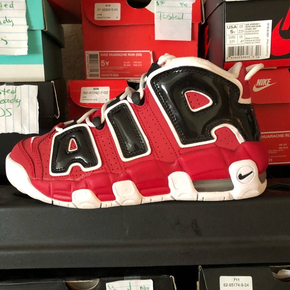 nike uptempo size 5.5